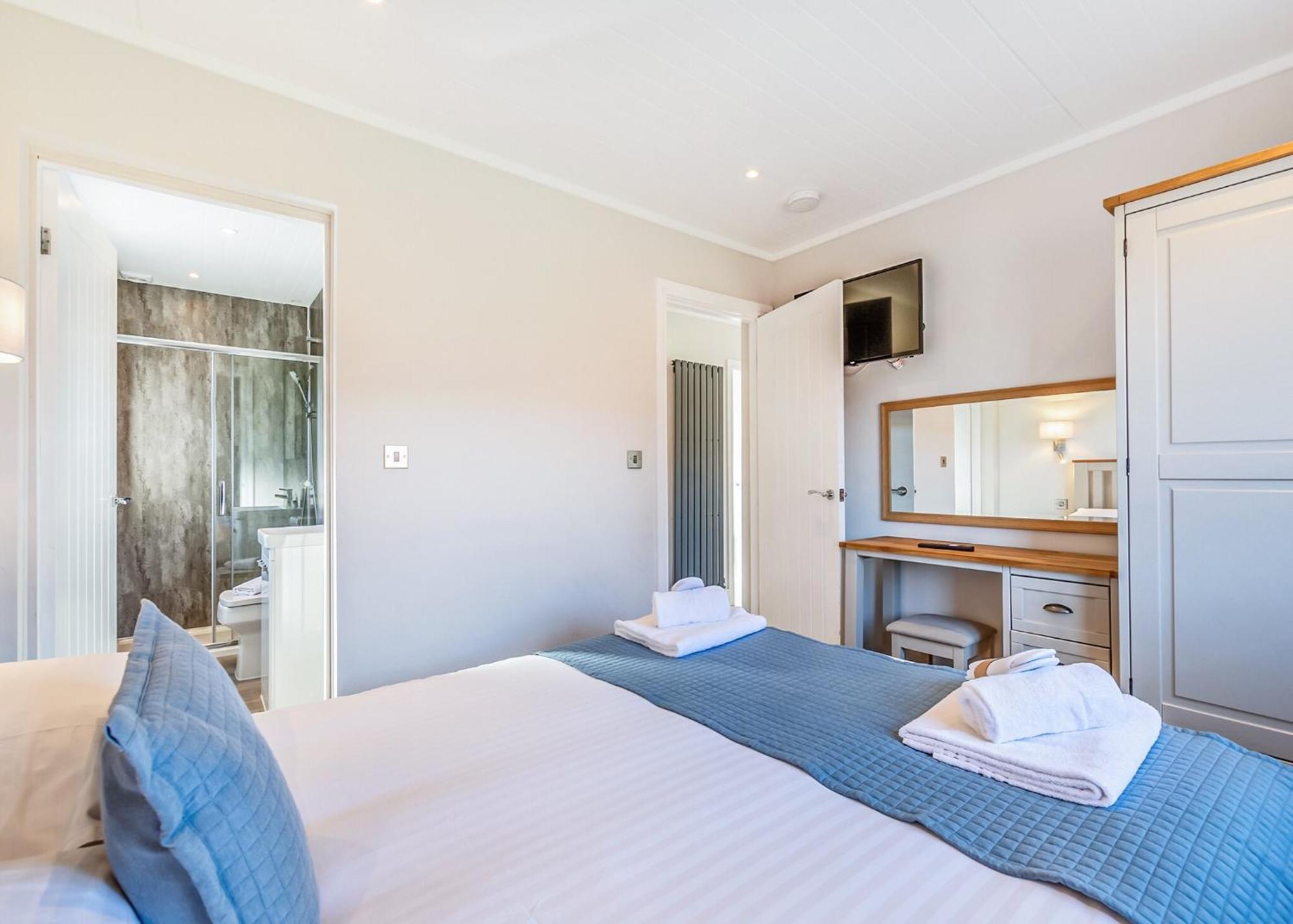 Waterside Hambleton Lakeside Lodges Poulton-le-Fylde Екстериор снимка