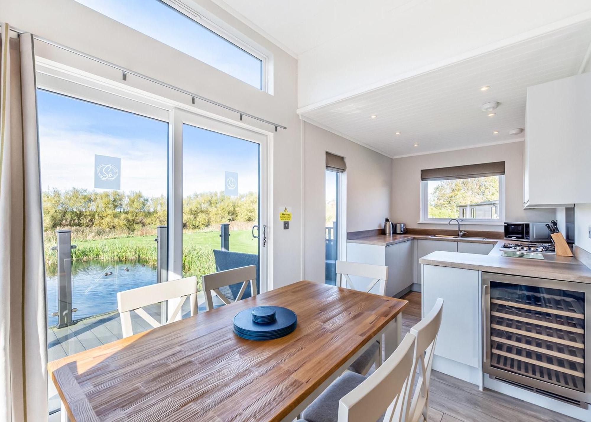 Waterside Hambleton Lakeside Lodges Poulton-le-Fylde Екстериор снимка